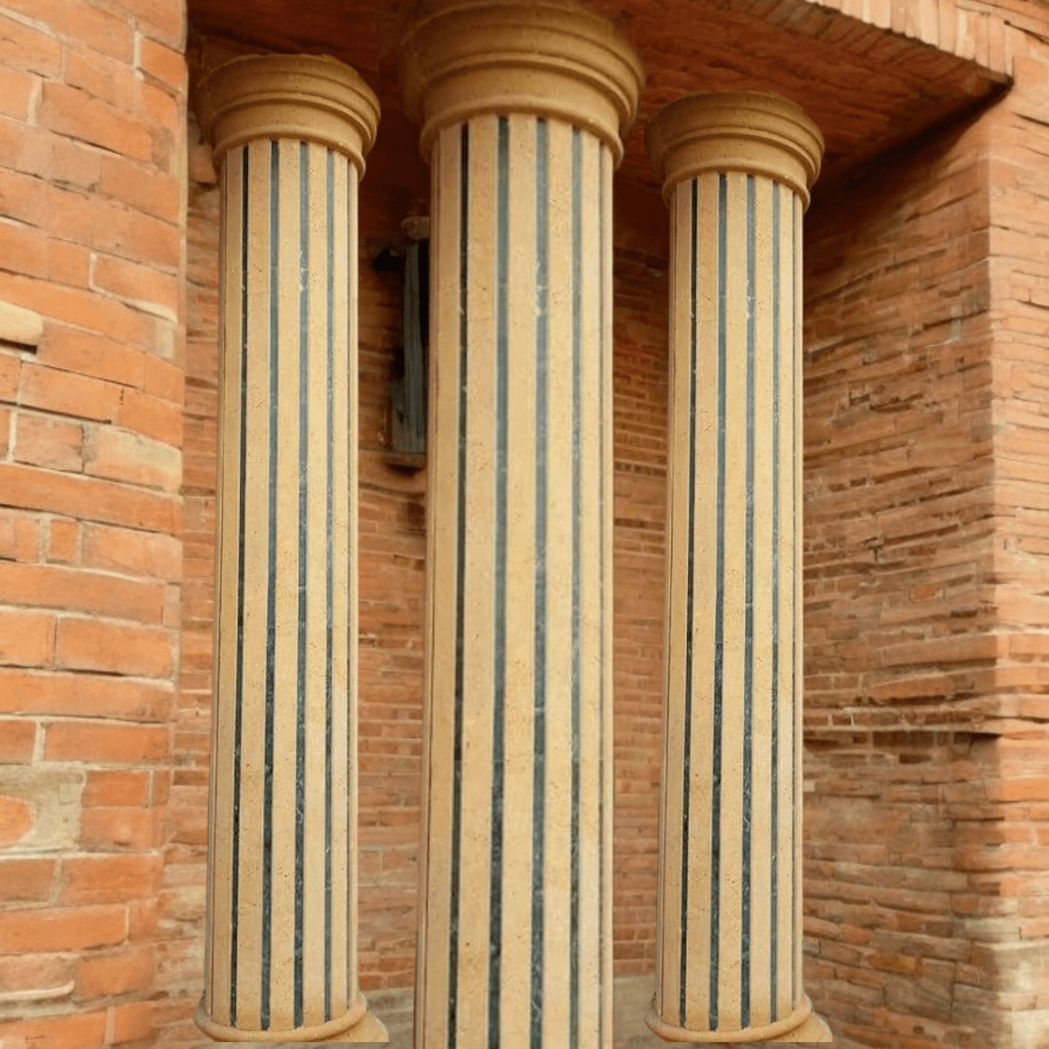 اعمدة حجر هاشمي مع رخام اخضر هندي