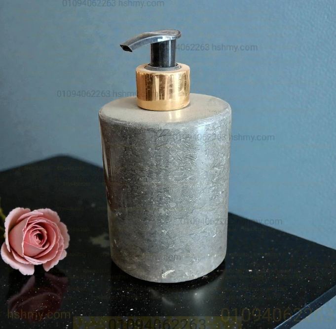 ديسبنسر رمادي